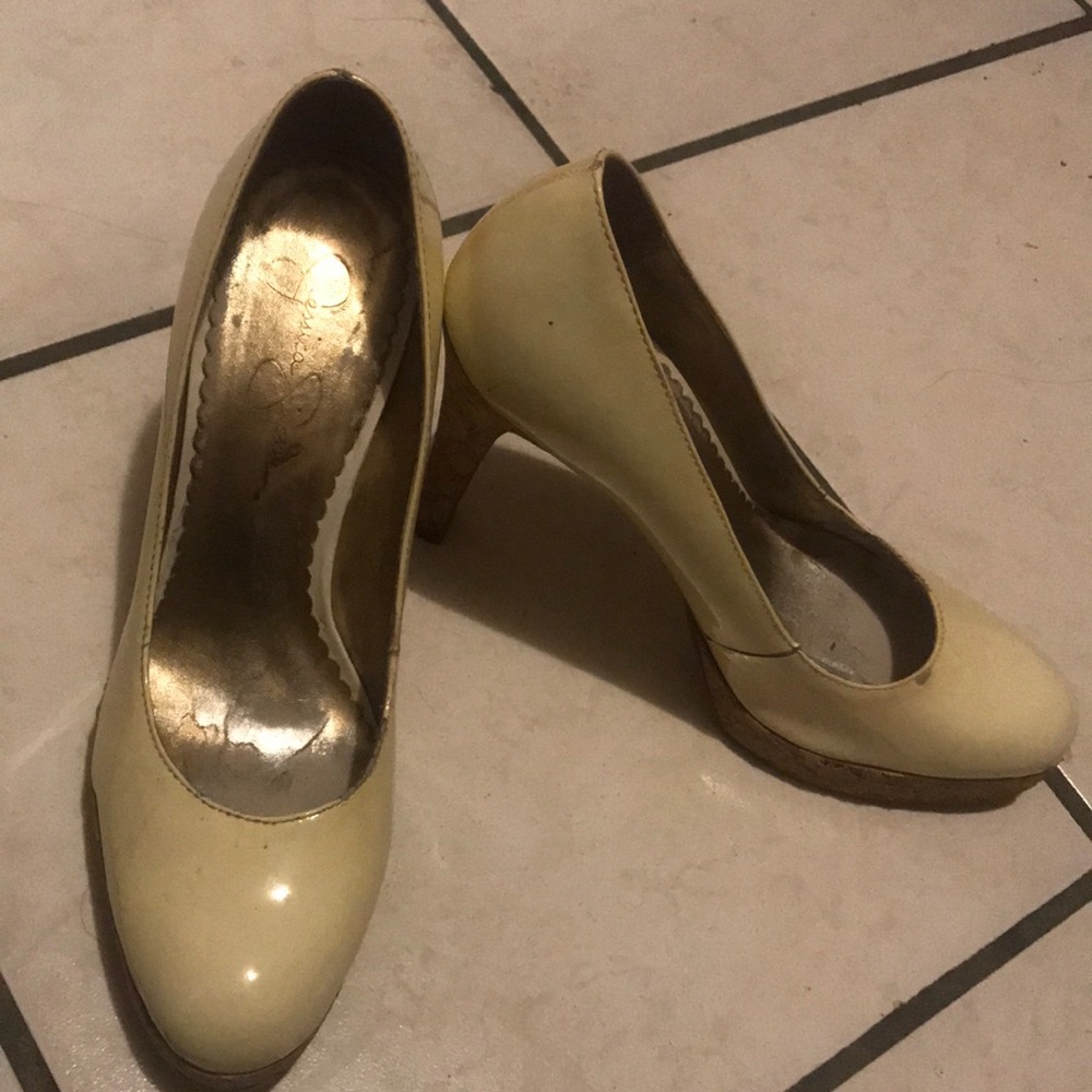 Jessica Simpson heels. Heel 4in